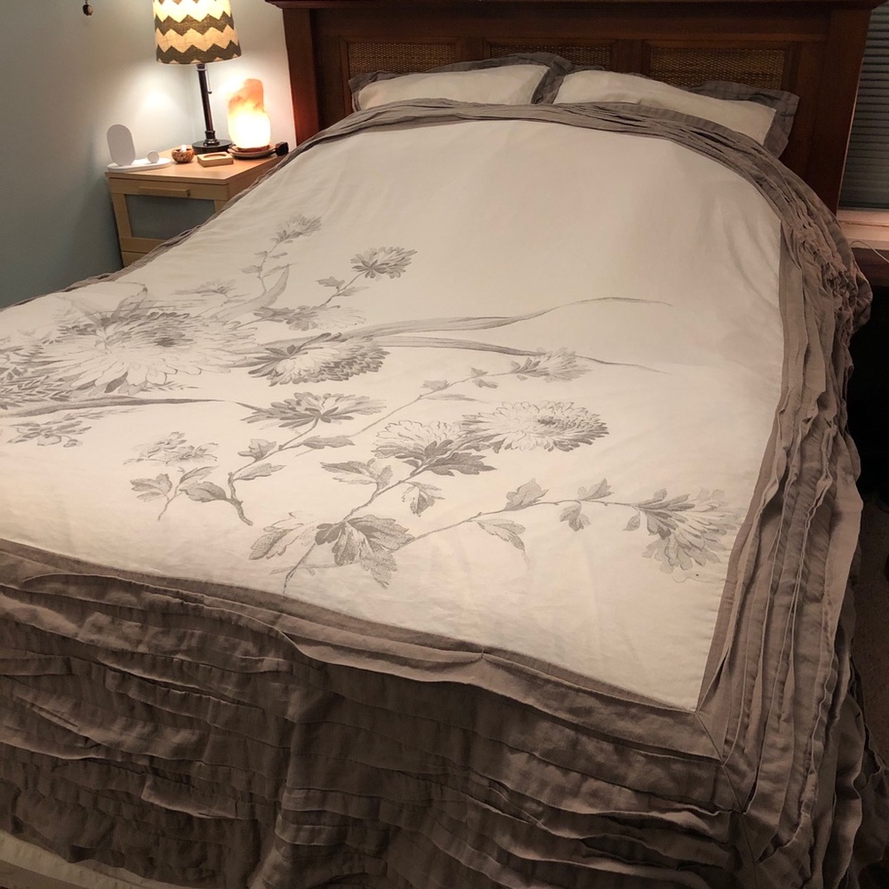 Anthropologie Queen Duvet Cover Set